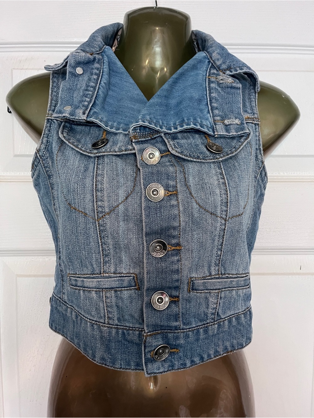 Denim Button-Front Sleeveless Vest - Blue